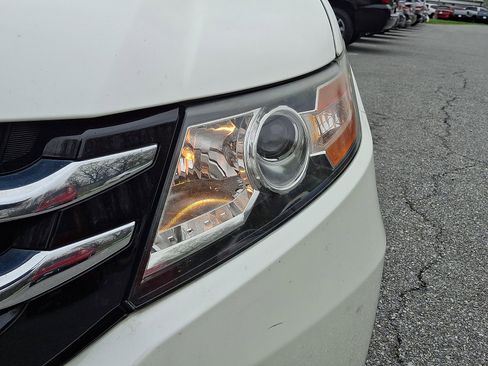 Used 2017 Honda Odyssey EX-L image 9