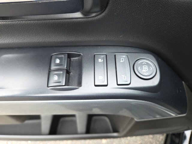 Used 2016 Chevrolet Silverado 1500 LT AWD/4WD image 11