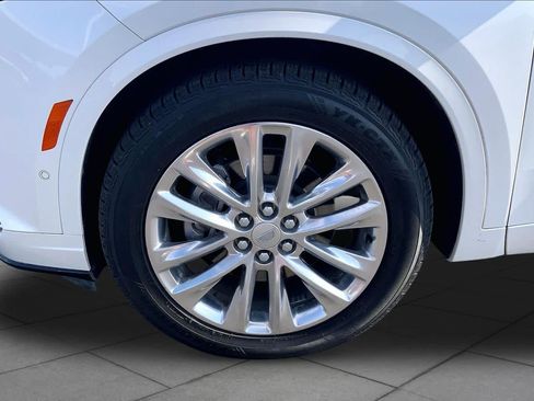 Used 2020 Cadillac XT6 Premium Luxury FWD image 11