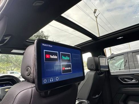 Used 2024 Chevrolet Tahoe High Country w/ Advanced Technology Package image 11