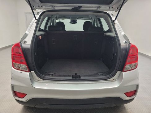 Used 2020 Chevrolet Trax LS FWD image 29