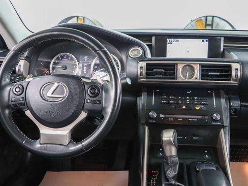 Used 2014 Lexus IS 350 w/ Navigation Package RWD image 17