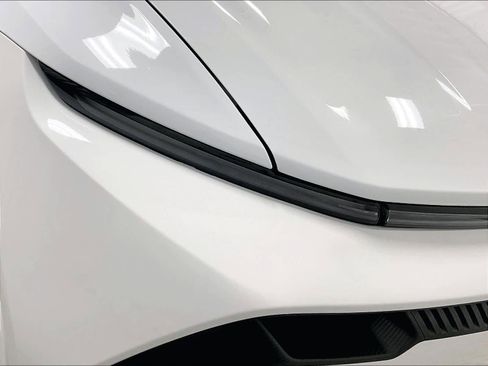 Used 2025 Chevrolet Equinox EV LT image 32