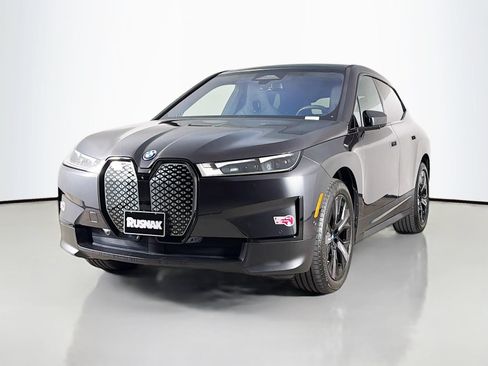 Certified 2024 BMW iX xDrive50 w/ Convenience Package AWD/4WD image 3