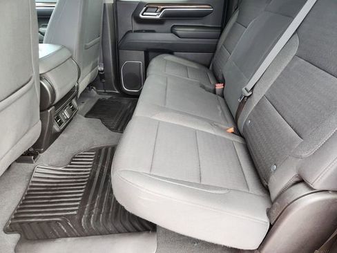 Used 2023 Chevrolet Silverado 1500 LT AWD/4WD image 30