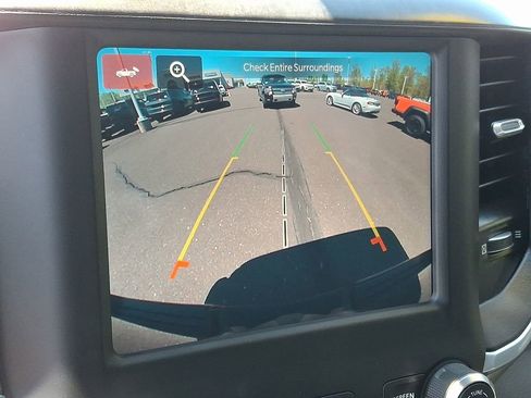 Used 2023 RAM 1500 Big Horn AWD/4WD image 18