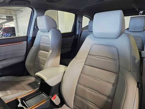 Used 2021 Honda CR-V Touring image 30