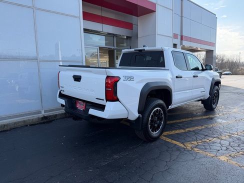New 2026 Toyota Tacoma TRD Off-Road image 3