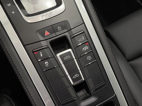 Certified 2025 Porsche 718 Boxster GTS image 36