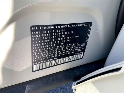 New 2026 Volkswagen Tiguan SE R-Line image 14