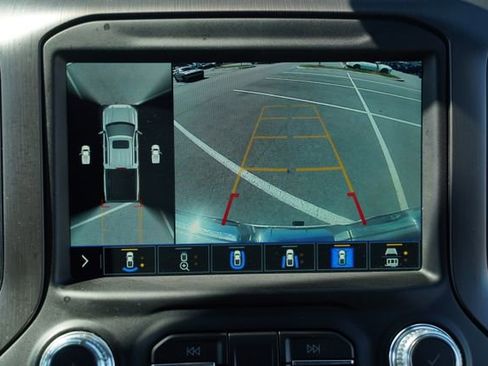 Used 2020 GMC Sierra 1500 AT4 w/ AT4 Premium Package image 29