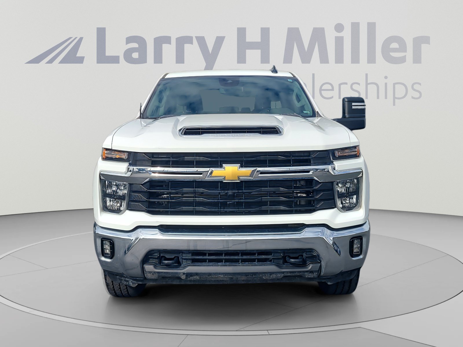 Used 2025 Chevrolet Silverado 2500 LT w/ Convenience Package AWD/4WD image 8