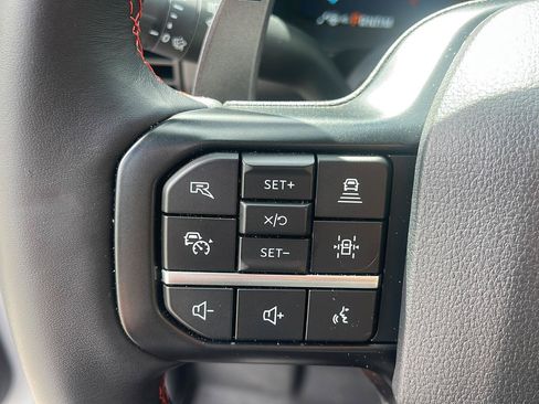 Used 2025 Ford F150 Raptor AWD/4WD image 15