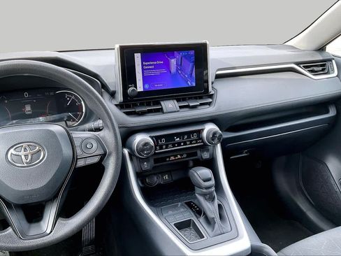 Used 2025 Toyota RAV4 XLE FWD image 13