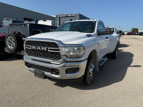 Used 2021 RAM 3500 Tradesman AWD/4WD image 3