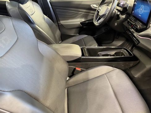 Used 2023 Volkswagen ID.4 Pro S image 6