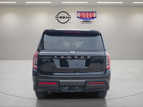 Used 2025 Nissan Armada SV AWD/4WD image 3