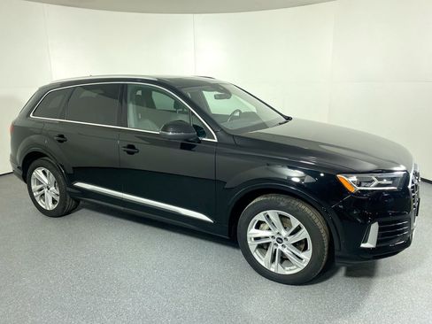 Used 2023 Audi Q7 2.0T Premium image 30