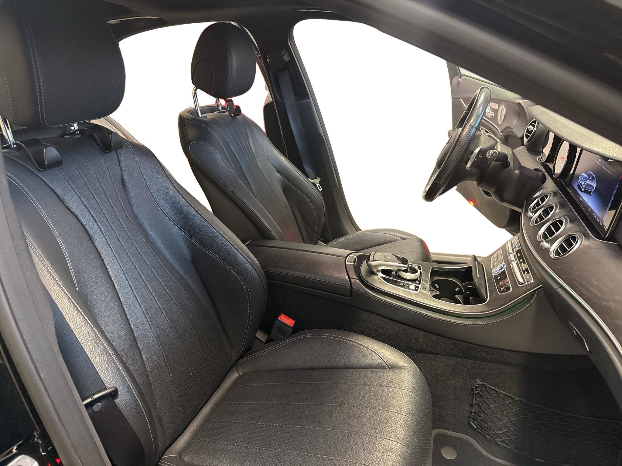 Used 2018 Mercedes-Benz E 300 4MATIC image 17
