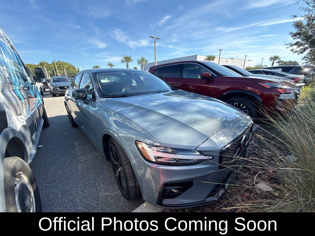 Used 2024 Volvo S60 B5 Plus AWD/4WD image 1