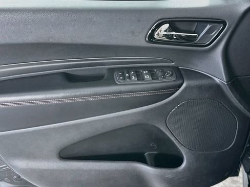 Used 2025 Dodge Durango GT RWD image 24