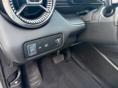 Used 2024 Chevrolet Blazer EV LT image 34