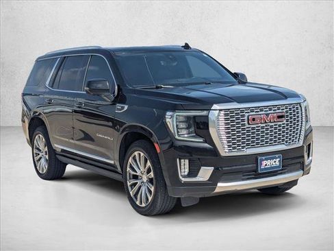 Used 2021 GMC Yukon Denali w/ Denali Premium Package RWD image 3