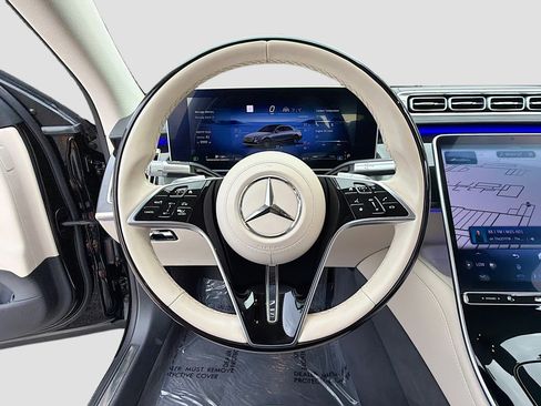 Used 2023 Mercedes-Benz S 580 4MATIC Sedan image 39
