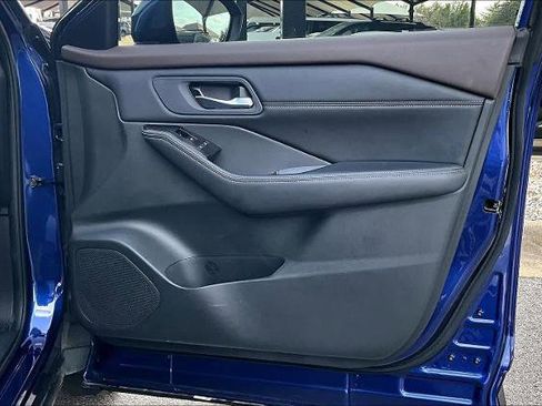 Certified 2023 Nissan Rogue SV w/ SV Premium B Package image 22