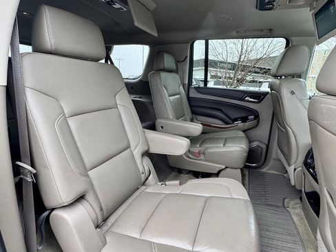 Used 2016 Chevrolet Suburban LTZ image 14