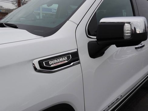 Used 2024 GMC Sierra 1500 Denali w/ Denali Reserve Package AWD/4WD image 8