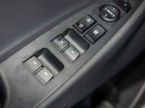 Used 2017 Hyundai Tucson SE Plus image 34