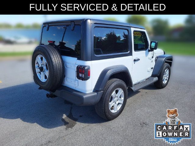 Used 2022 Jeep Wrangler Sport AWD/4WD image 5