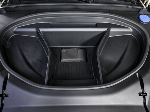 Certified 2025 Volvo EX90 Ultra AWD/4WD image 39