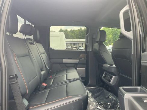 New 2026 Ford F250 Lariat w/ Chrome Package AWD/4WD image 13