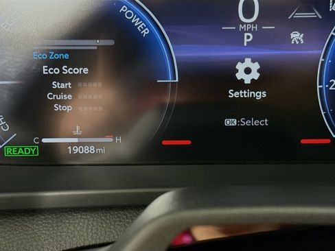 Certified 2025 Toyota Crown Signia w/ Advanced Technology Package AWD/4WD image 12