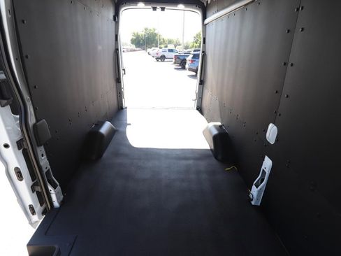 New 2026 Ford Transit 250 148 High Roof Extended RWD image 10