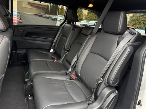 Certified 2026 Honda Odyssey Sport-L image 5