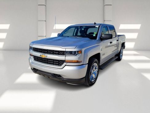 Used 2018 Chevrolet Silverado 1500 Custom w/ Texas Edition image 1