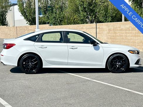 Used 2024 Honda Civic Sport image 3