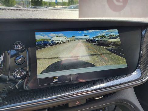 Used 2022 Buick Envision Essence w/ Sport Touring Package AWD/4WD image 17