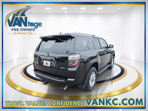 Used 2016 Toyota 4Runner SR5 Premium AWD/4WD image 6