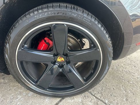 Used 2018 Porsche Macan GTS image 35