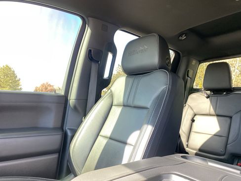 Used 2020 Chevrolet Silverado 1500 High Country w/ Technology Package image 20