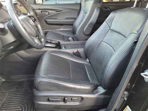 Used 2019 Honda Passport Touring image 16