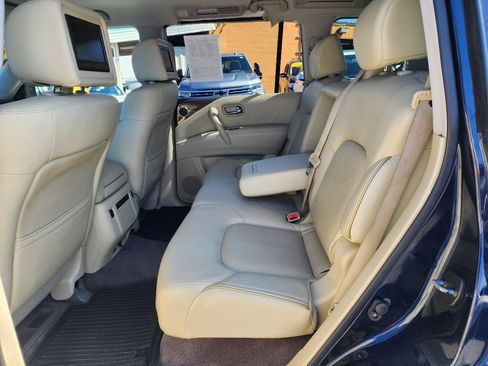 Used 2017 INFINITI QX80 4WD w/ Driver Assistance Package image 21