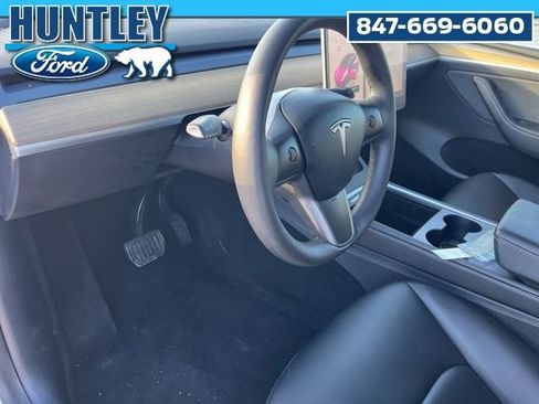 Used 2023 Tesla Model Y Long Range AWD/4WD image 21