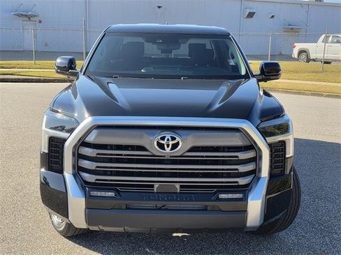 Used 2023 Toyota Tundra Limited image 2