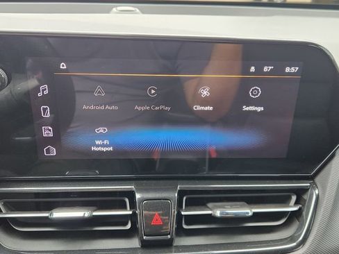 Used 2025 Chevrolet TrailBlazer RS w/ Convenience Package AWD/4WD image 5