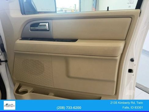 Used 2017 Ford Expedition Limited w/ Equipment Group 301A AWD/4WD image 33